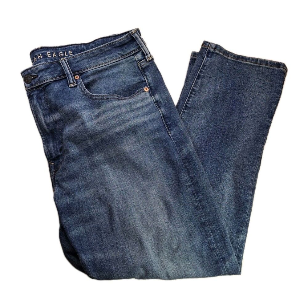 American Eagle Medium Washed Original Straight Airflex+ Jeans Men’s Size 38x30